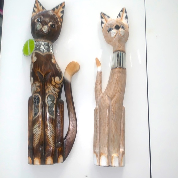 indonesia Other - New unused condition CATs a pair 24” tall